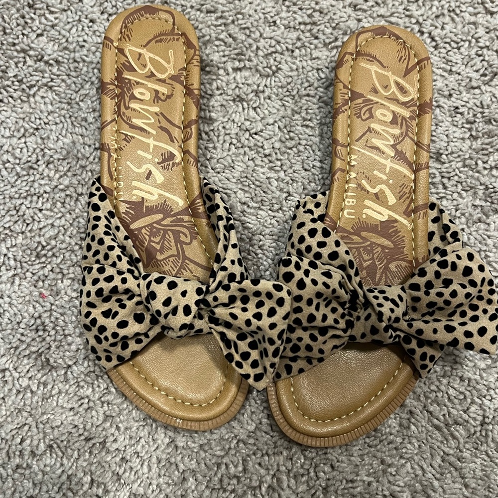 Animal Print Sandals SZ 8 EUC